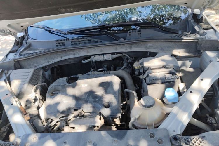 Used Roewe RX5 2020 20T Manual 4G Connect Super-Luxury Flagship Edition Engine Bay