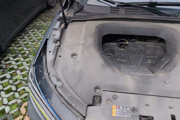 Used Roewe RX5 2020 PLUS 300TGI Automatic Ali National Style Ronglin Edition Engine Bay Right