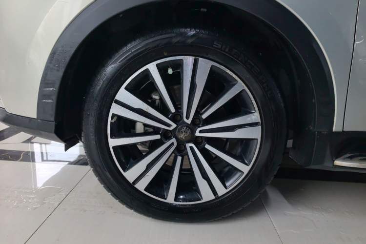 Used Roewe RX5 2020 20T Automatic 4G Connected Million Edition Exterior 4