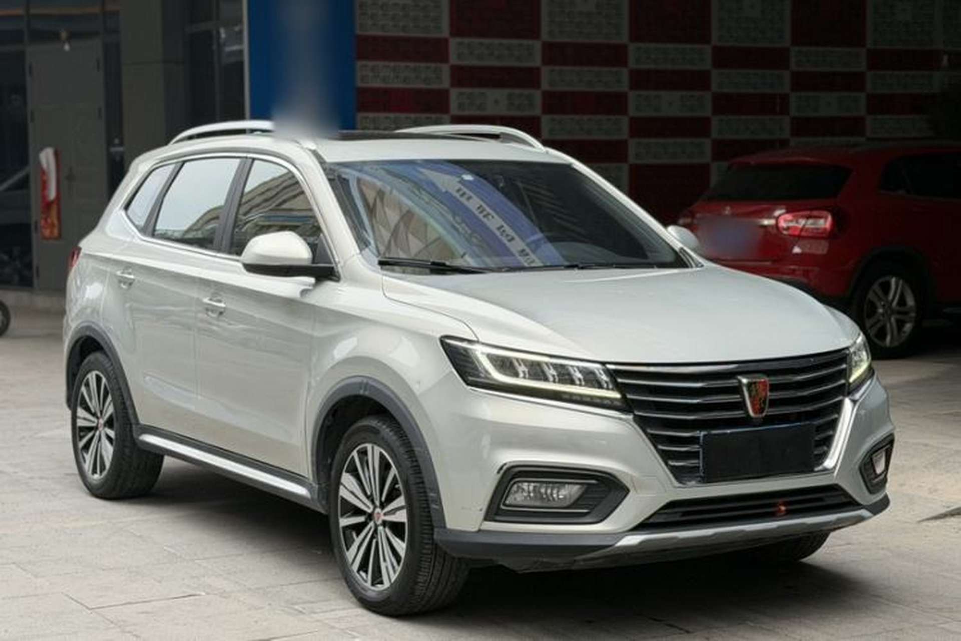 Used Roewe RX5 2020 20T Automatic 4G Connected Million Edition Exterior 7