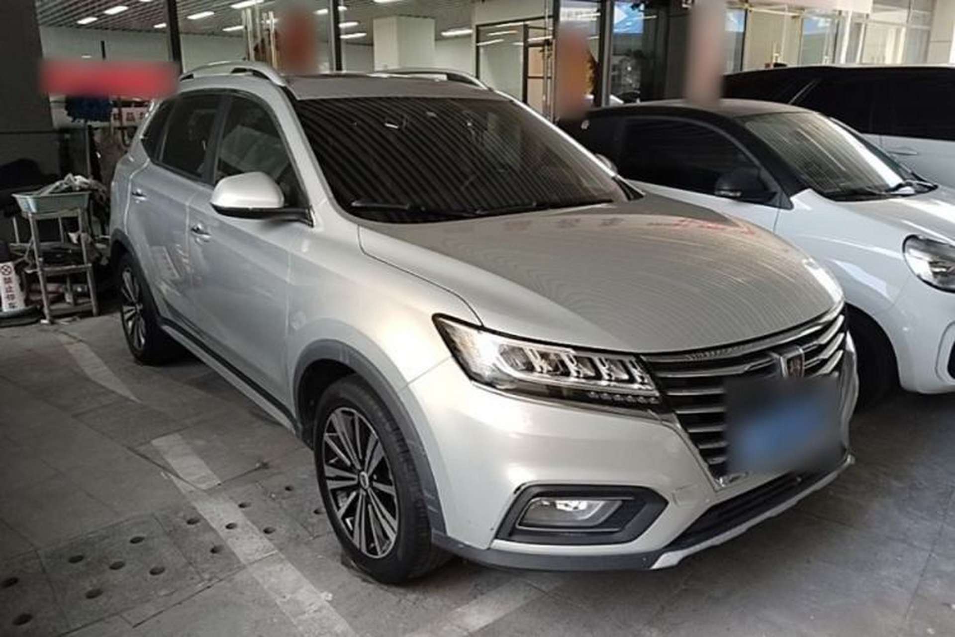 Used Roewe RX5 2020 20T Automatic 4G Connected Million Edition Front Right 45 Deg
