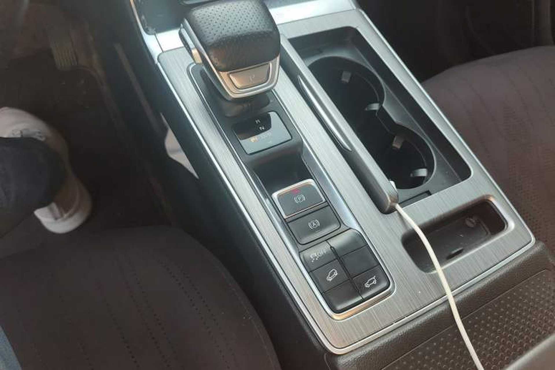 Used Roewe RX5 2020 PLUS 300TGI Automatic Ali National Trend Flagship Edition Gear Lever