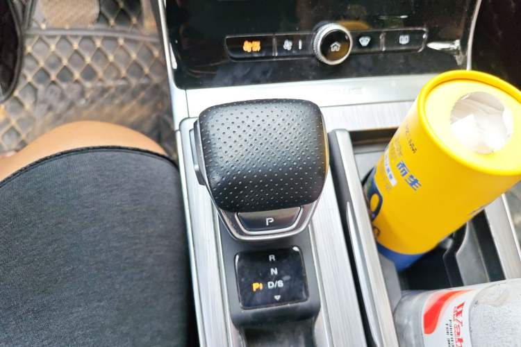 Used Roewe RX5 2020 PLUS 300TGI Automatic Ali National Trend Flagship Edition Gear Lever