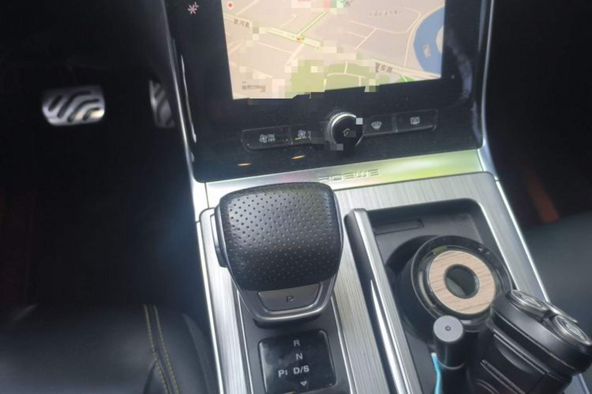 Used Roewe RX5 2020 PLUS 300TGI Automatic Ali National Style Ronglin Edition Gear Lever