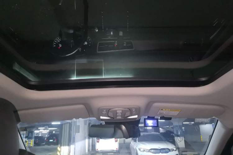 Used Roewe RX5 2020 PLUS 300TGI Automatic Ali National Style Ronglin Edition Headliner