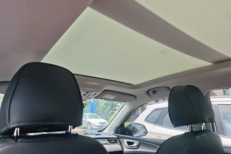 Used Roewe RX5 2020 PLUS 300TGI Automatic Ali National Style Ronglin Edition Headliner