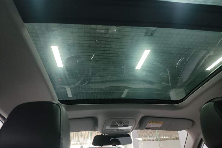 Used Roewe RX5 2020 20T Automatic 4G Connect Superior Flagship Edition Headliner