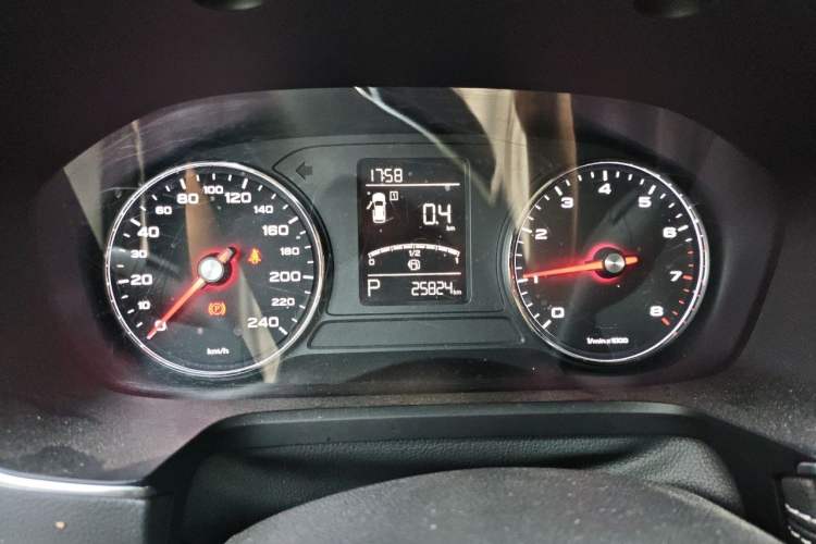 Used Roewe RX5 2020 20T Automatic 4G Connected Million Edition Instrument Cluster