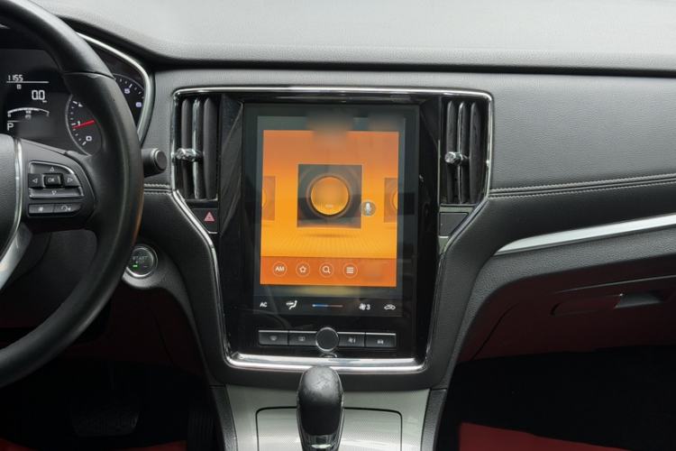 Used Roewe RX5 2020 20T Automatic 4G Connected Million Edition Interior 2
