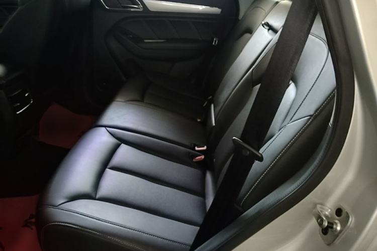 Used Roewe RX5 2020 20T Automatic 4G Connected Million Edition Left Rear Seat