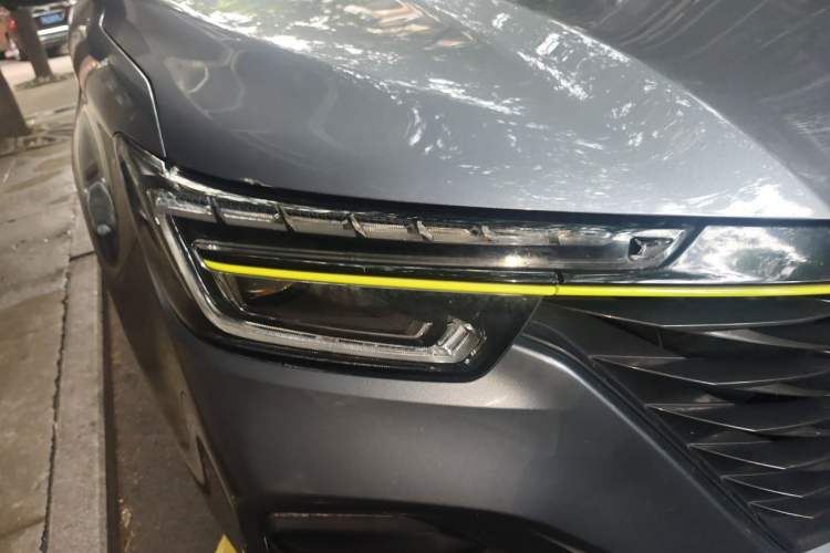 Used Roewe RX5 2020 PLUS 300TGI Automatic Ali National Trend Flagship Edition Right Front Headlight
