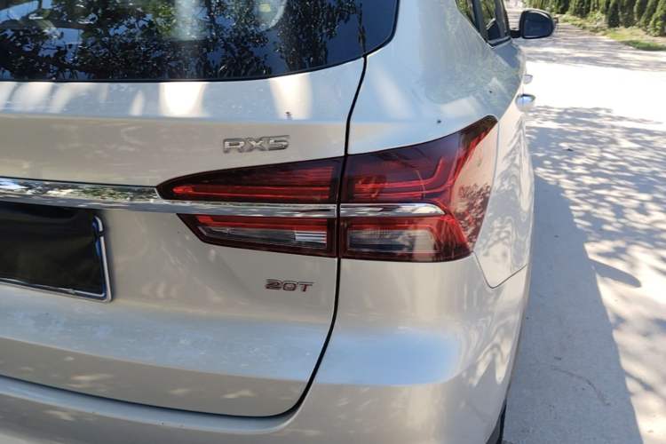 Used Roewe RX5 2020 20T Manual 4G Connect Super-Luxury Flagship Edition Right Rear Taillight