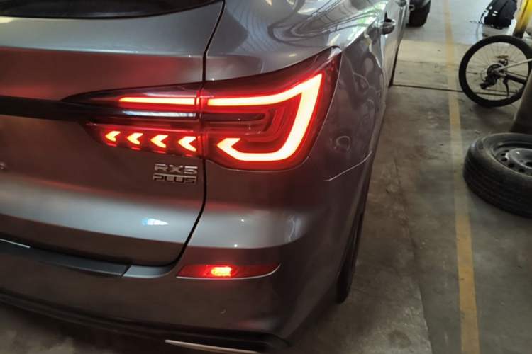 Used Roewe RX5 2020 PLUS 300TGI Automatic Ali National Style Ronglin Edition Right Rear Taillight
