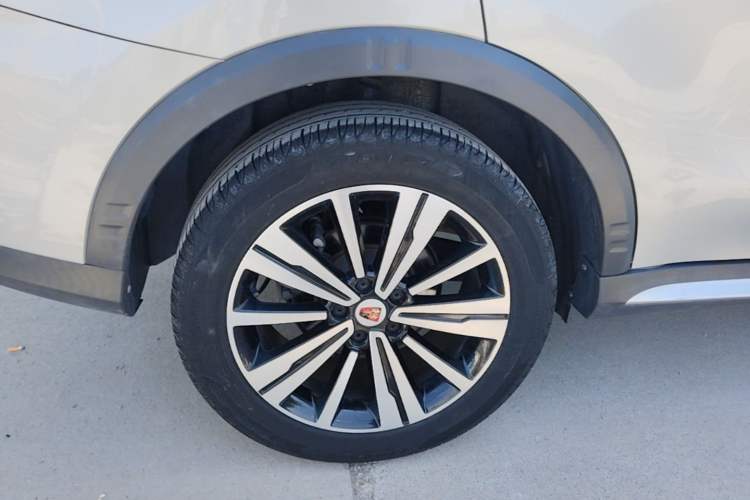 Used Roewe RX5 2020 20T Manual 4G Connect Super-Luxury Flagship Edition Right Rear Wheel Hub
