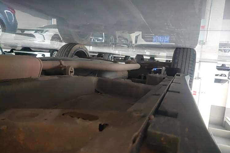 Used Roewe RX5 2020 PLUS 300TGI Automatic Ali National Style Luxury Edition Right Side Sill