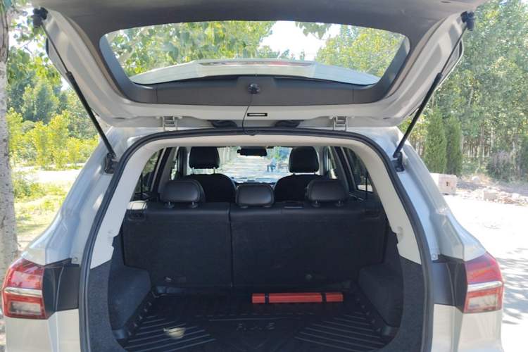 Used Roewe RX5 2020 20T Manual 4G Connect Super-Luxury Flagship Edition Trunk