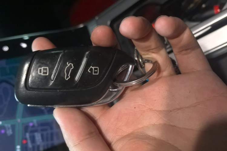 Used Roewe RX5 2020 PLUS 300TGI Automatic Ali National Style Ronglin Edition Vehicle Key