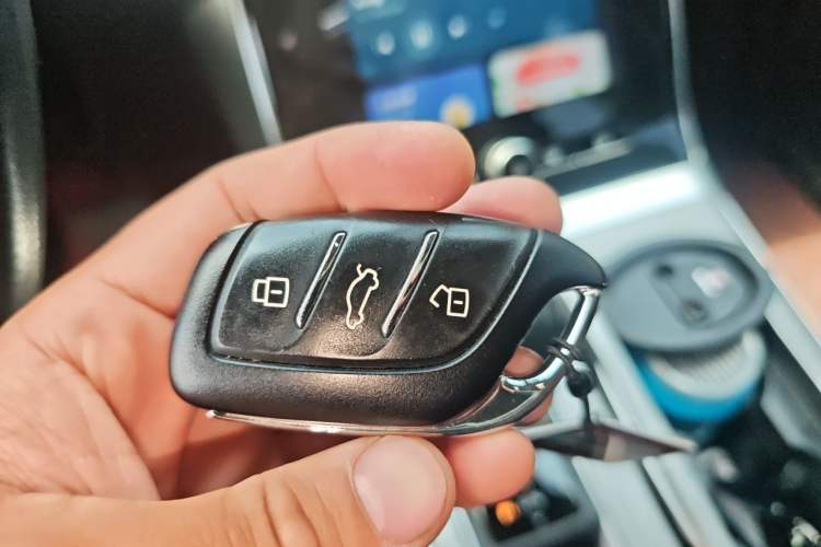 Used Roewe RX5 2020 PLUS 300TGI Automatic Ali National Style Ronglin Edition Vehicle Key