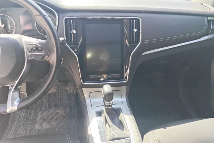 Used Roewe RX5 2020 20T Automatic 4G Connect Superior Flagship Edition Audio And AC Panel