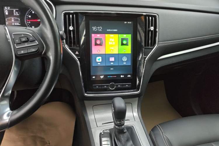 Used Roewe RX5 2020 20T Automatic 4G Connect Superior Flagship Edition Audio And AC Panel