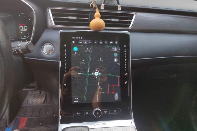 Used Roewe RX5 2020 PLUS 300TGI Automatic Ali National Trend Flagship Edition Audio And AC Panel