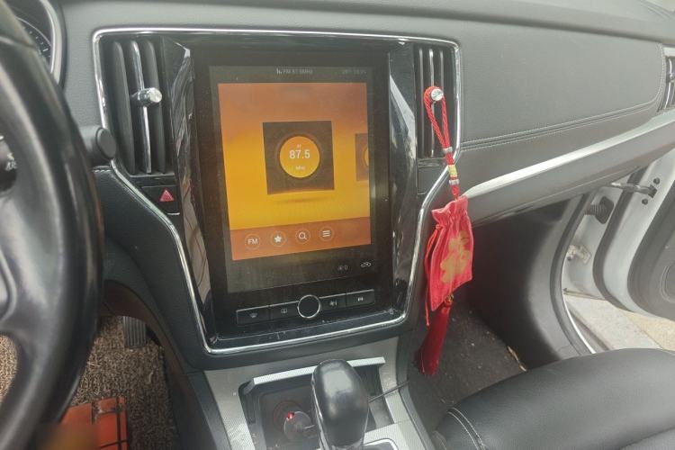 Used Roewe RX5 2020 20T Automatic 4G Connect Superior Flagship Edition Audio And AC Panel