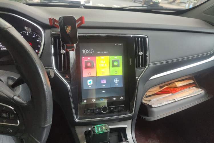 Used Roewe RX5 2020 20T Manual 4G Connect Super-Luxury Flagship Edition Audio And AC Panel