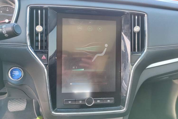Used Roewe RX5 2020 20T Automatic 4G Connect Superior Flagship Edition Audio And AC Panel
