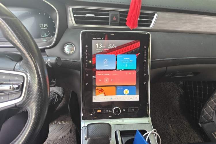 Used Roewe RX5 2020 PLUS 300TGI Automatic Ali National Trend Flagship Edition Audio And AC Panel