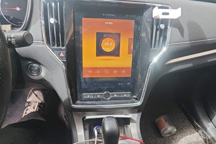 Used Roewe RX5 2020 20T Automatic 4G Connect Superior Flagship Edition Audio And AC Panel