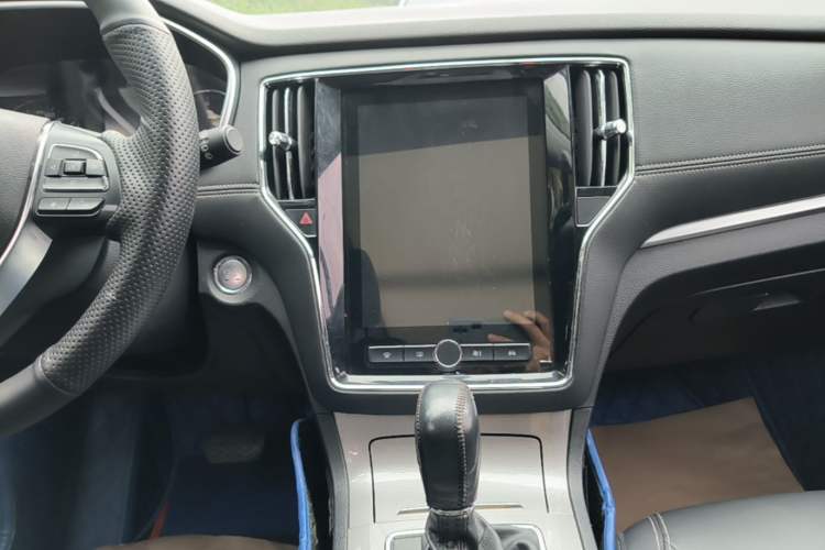 Used Roewe RX5 2020 20T Automatic 4G Connect Superior Flagship Edition Audio And AC Panel