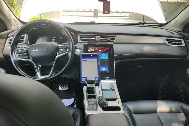 Used Roewe RX5 2020 PLUS 300TGI Automatic Ali National Trend Flagship Edition Center Console