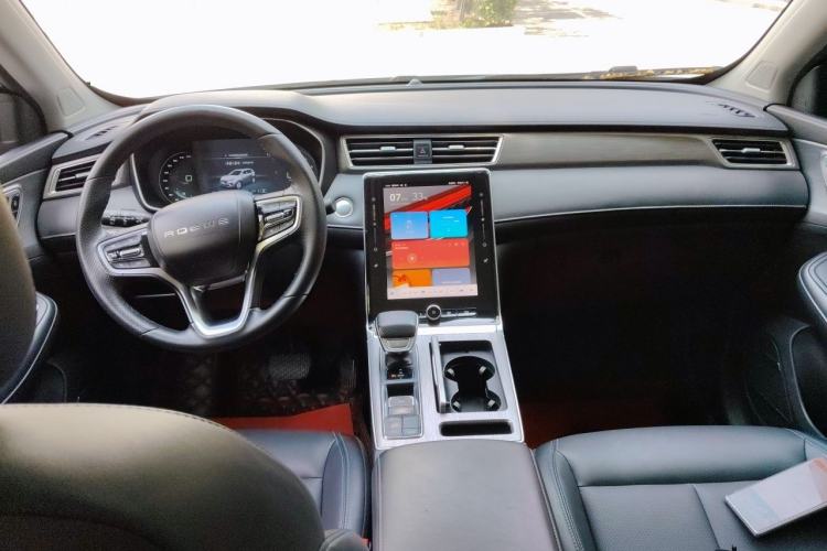 Used Roewe RX5 2020 PLUS 300TGI Automatic Ali National Trend Flagship Edition Center Console