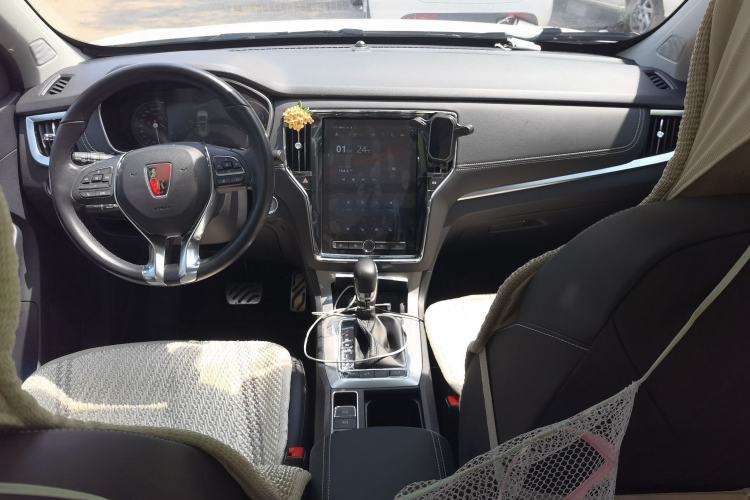 Used Roewe RX5 2020 20T Automatic Ali Smart Connectivity Beyond Intelligent Edition Center Console