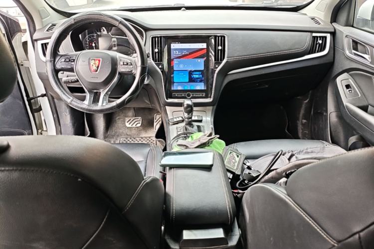 Used Roewe RX5 2020 20T Automatic Ali Smart Connectivity Beyond Intelligent Edition Center Console