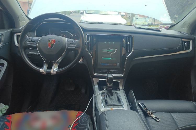 Used Roewe RX5 2020 20T Automatic 4G Connected Million Edition Center Console