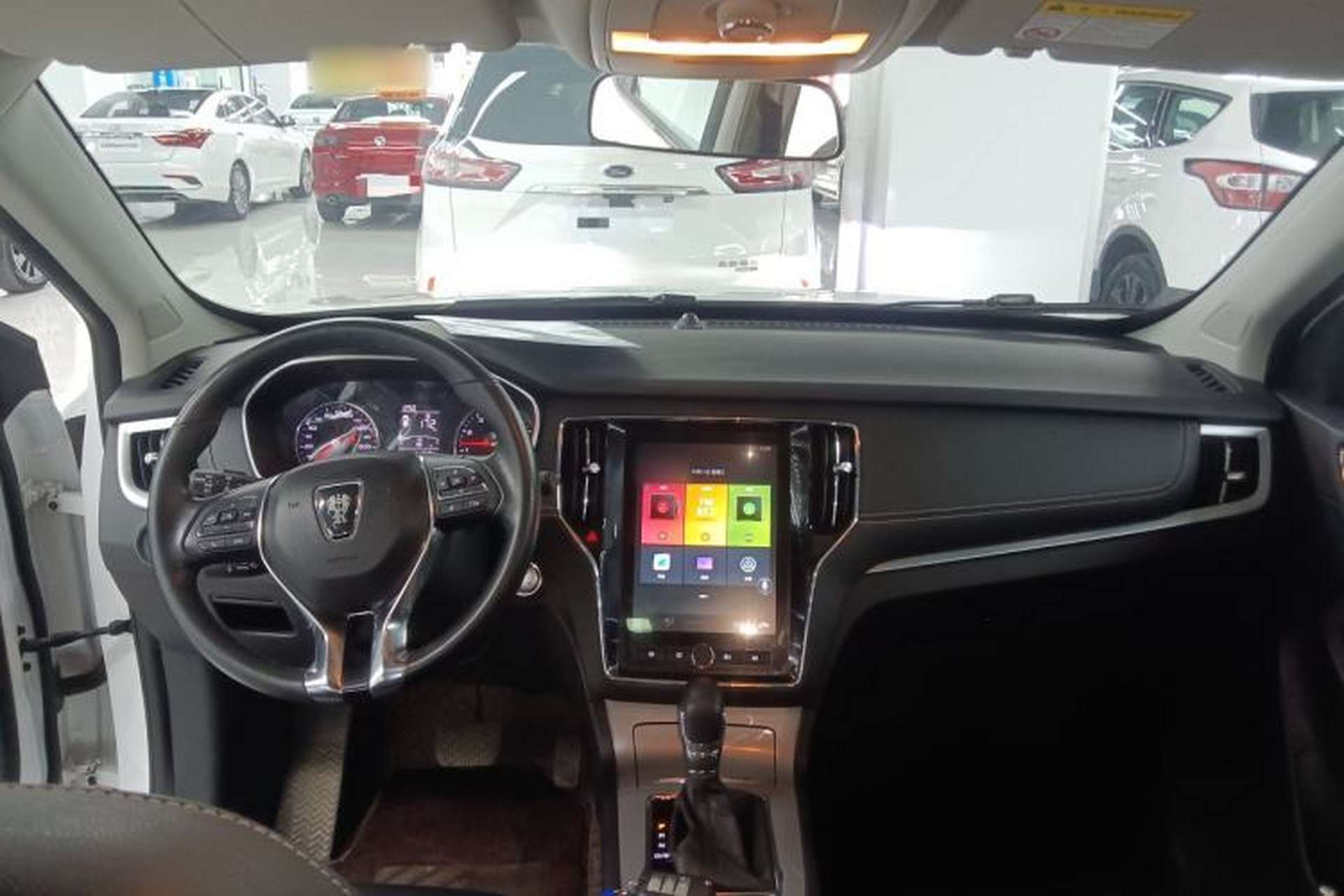 Used Roewe RX5 2020 20T Automatic 4G Connect Excellence Edition Center Console