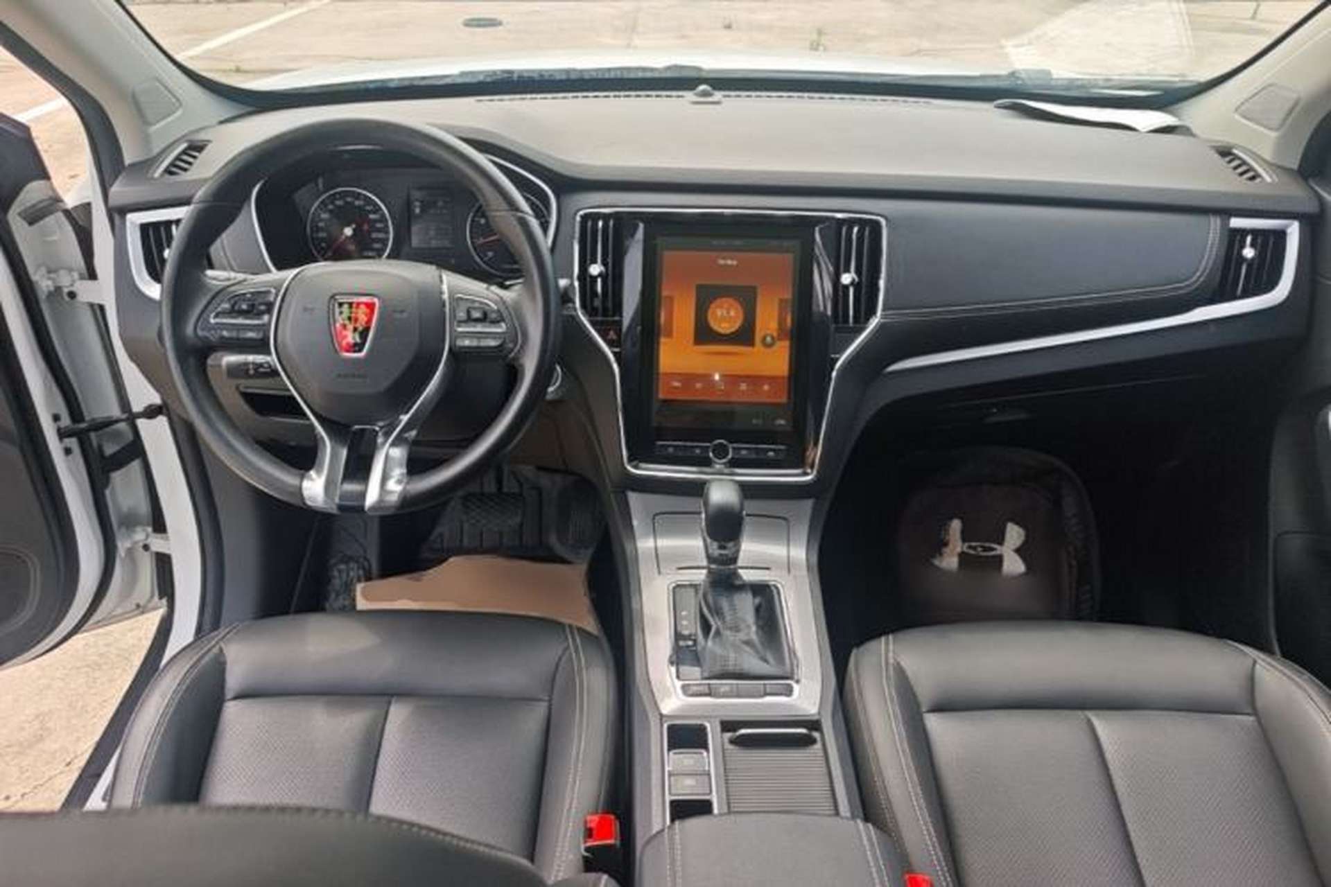 Used Roewe RX5 2020 20T Automatic 4G Connected Million Edition Center Console