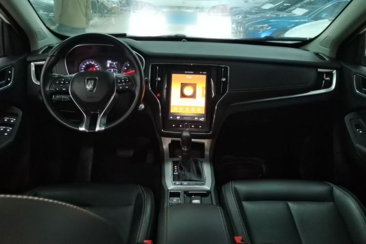 Used Roewe RX5 2020 20T Automatic 4G Connect Superior Flagship Edition Center Console