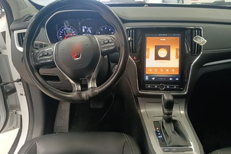 Used Roewe RX5 2020 20T Automatic 4G Connected Million Edition Center Console