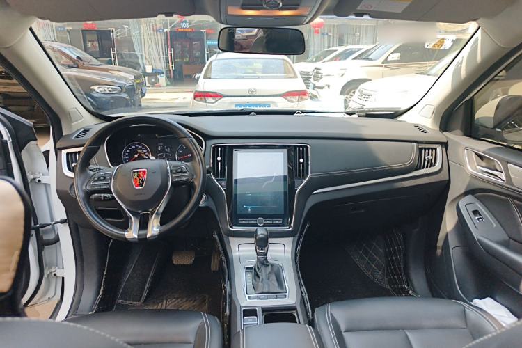 Used Roewe RX5 2020 20T Automatic 4G Connected Million Edition Center Console