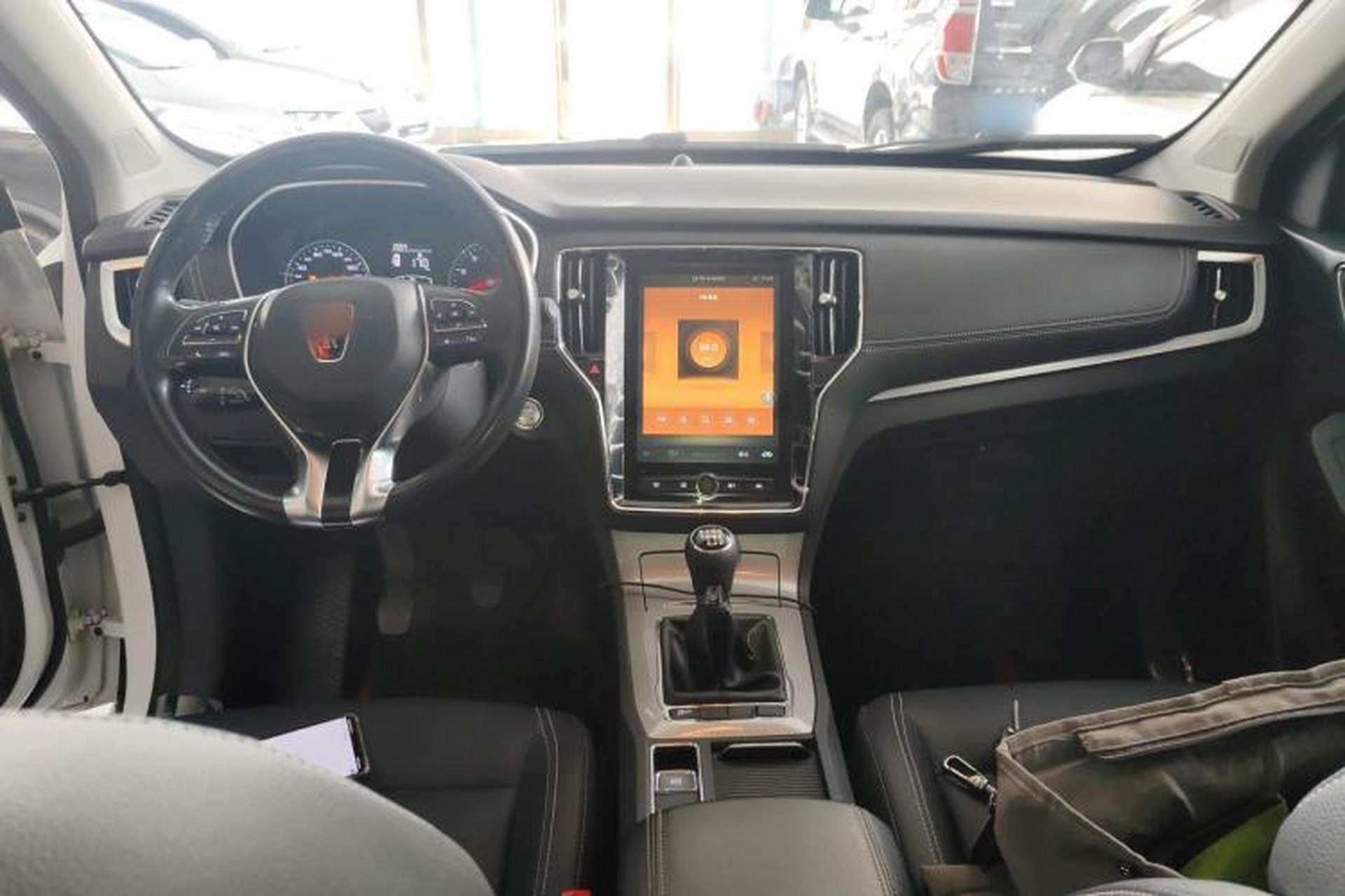 Used Roewe RX5 2020 20T Manual 4G Connect Super-Luxury Flagship Edition Center Console