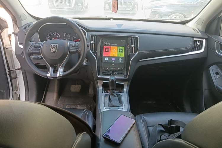 Used Roewe RX5 2020 20T Automatic 4G Connected Million Edition Center Console