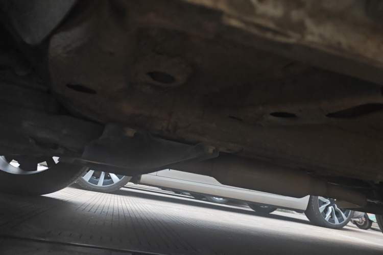 Used Roewe RX5 2020 20T Automatic 4G Connect Superior Flagship Edition Chassis Front Left