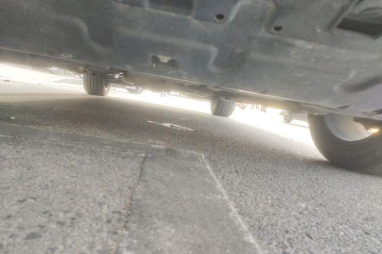 Used Roewe RX5 2020 20T Automatic 4G Connected Million Edition Chassis Front