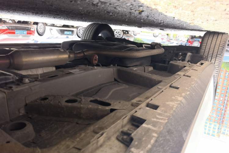 Used Roewe RX5 2020 20T Automatic Ali Smart Connectivity Beyond Intelligent Edition Chassis Front Right