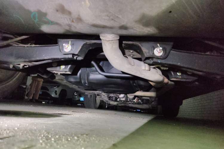 Used Roewe RX5 2020 20T Automatic 4G Connect Superior Flagship Edition Chassis Rear