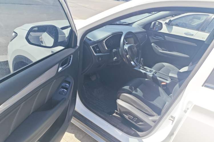 Used Roewe RX5 2020 20T Automatic 4G Connect Superior Flagship Edition Driver Seat