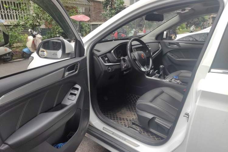 Used Roewe RX5 2020 20T Manual 4G Connect Super-Luxury Flagship Edition Driver Seat