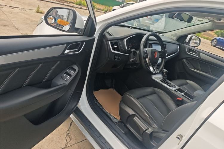 Used Roewe RX5 2020 20T Automatic 4G Connected Million Edition Driver Seat